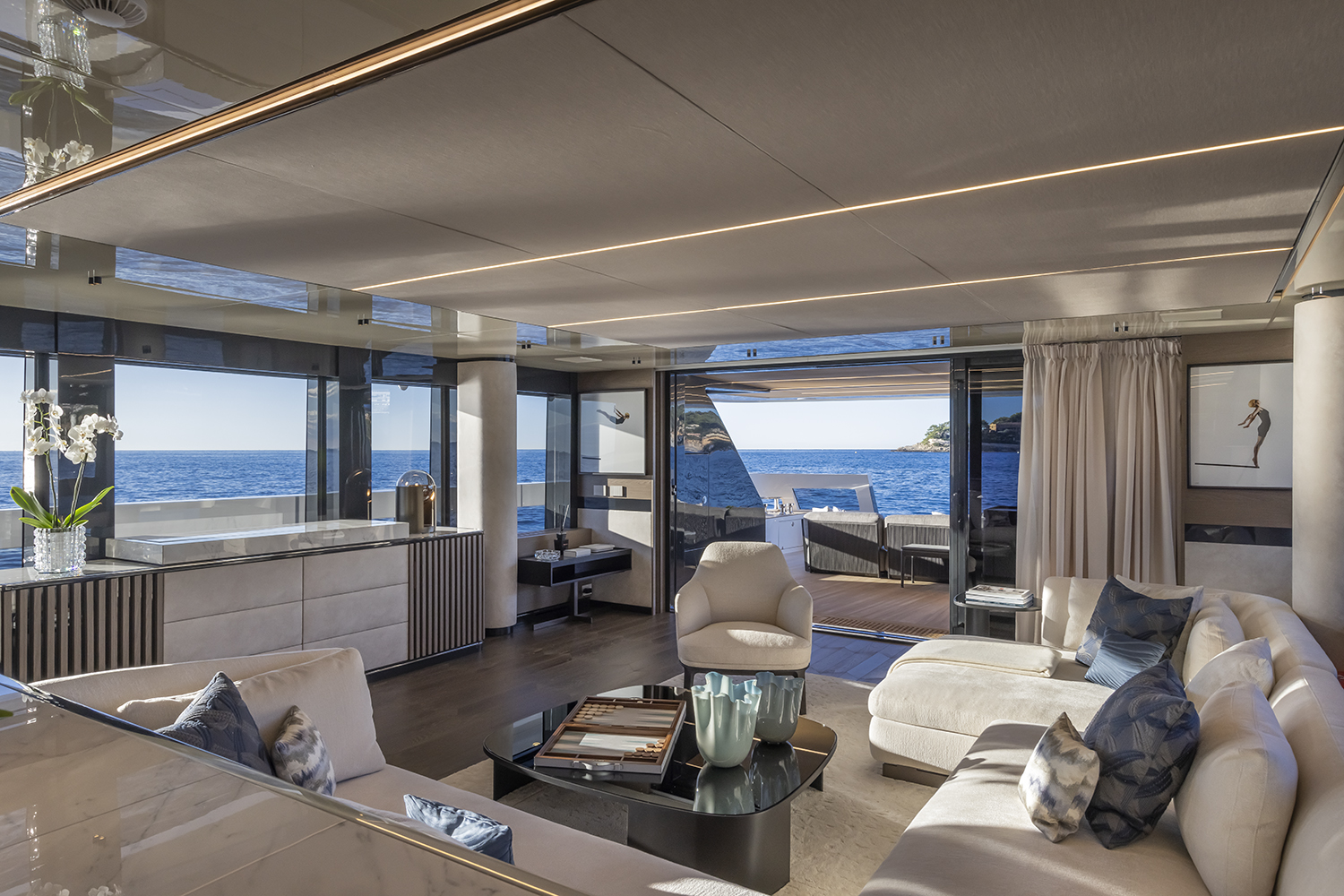 Exclusive Yacht Design main deck Extra X96 Triplex
