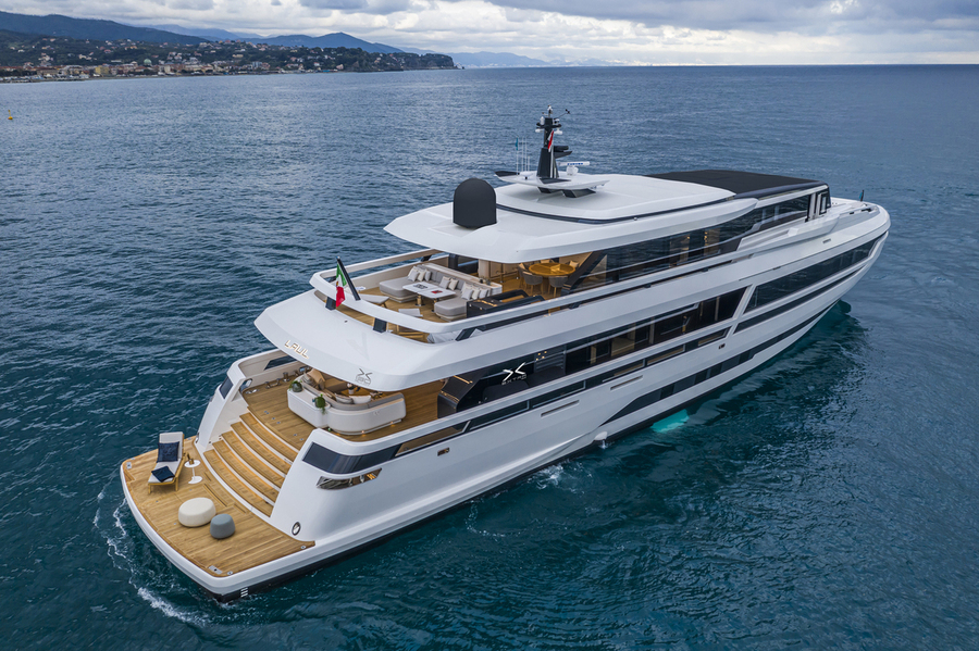 Extra Yacht 130 Exterior View